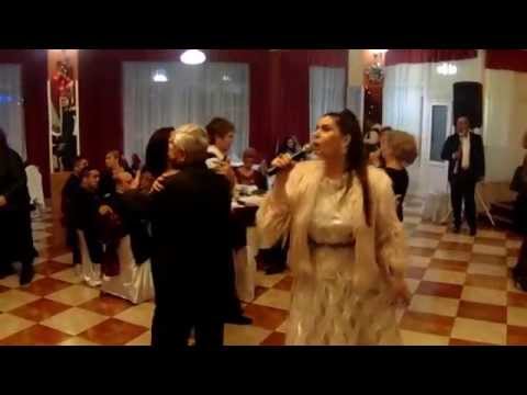 SORINA BARBU VALSURI REVELIONUL ARTISTILOR 2015 PUCIOASA