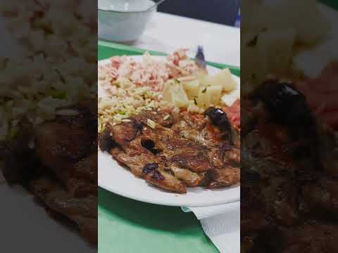 Almuerzos en el Mercado Los Molinos en Araure Estado Portuguesa #locoporlacomida #food #foodie