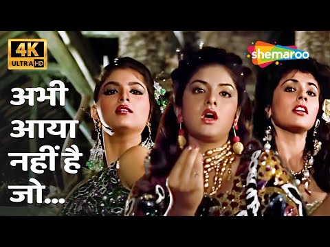 Abhi Aaya Nahi Hai Jo Abhi Aaya Hua Jo (Toofan) — watch video