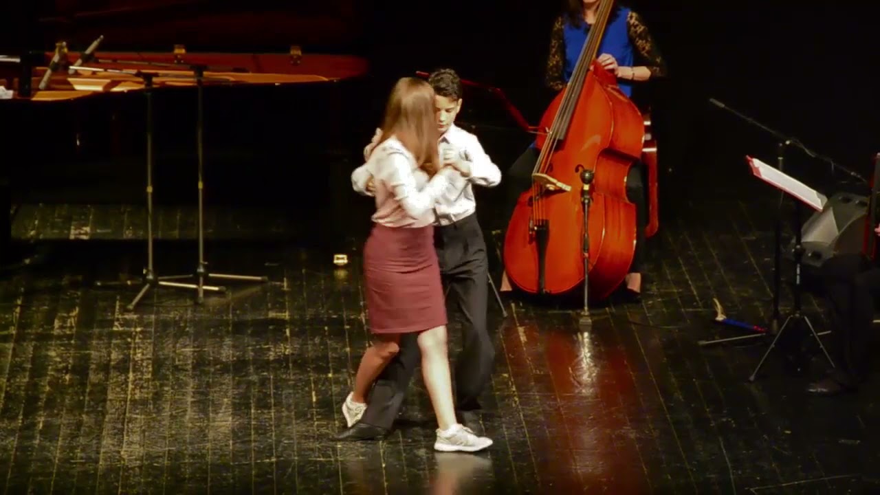 Tijana Rakočević et Viktor Krivokapić dance Edgardo Donato's El Huracán