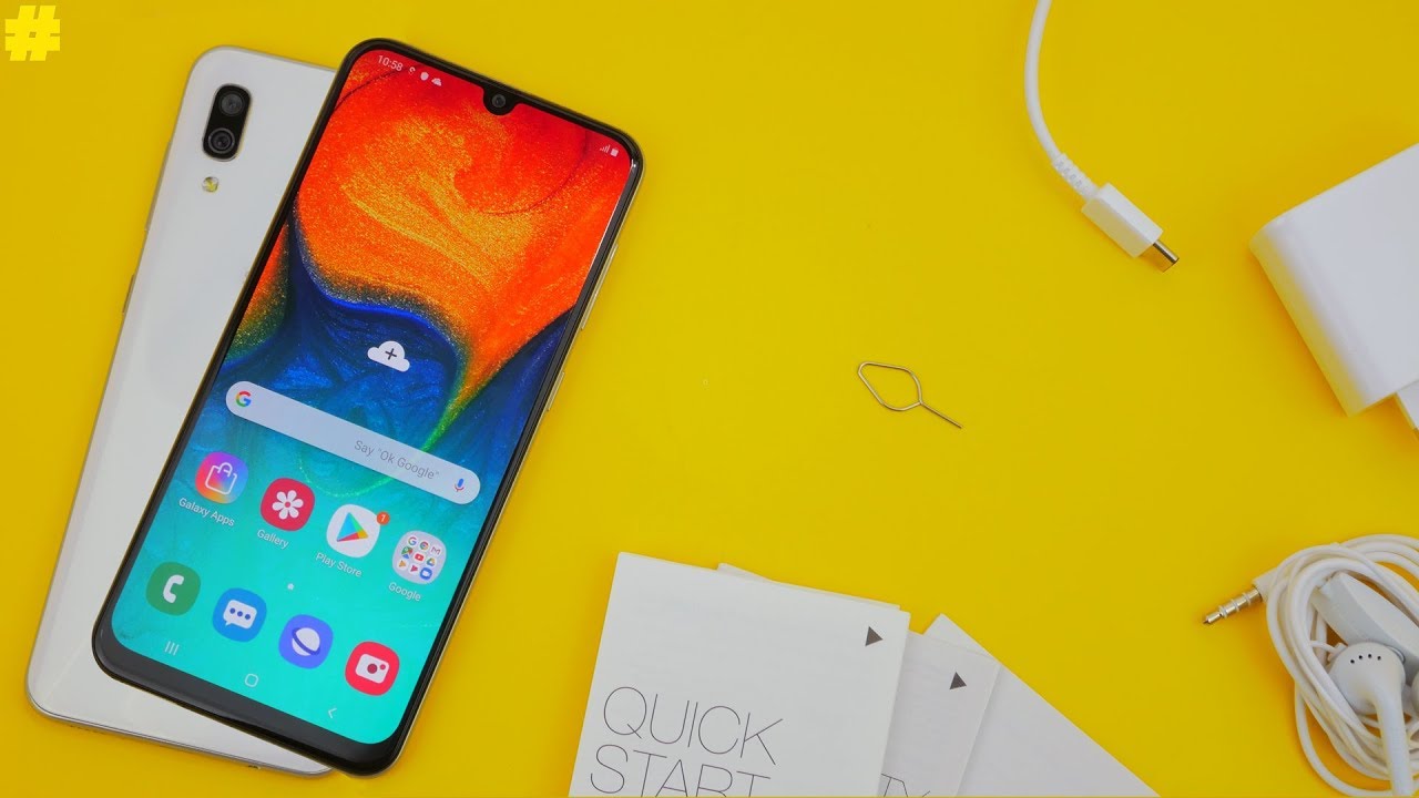 Samsung Galaxy A30: Unboxing and First Look!