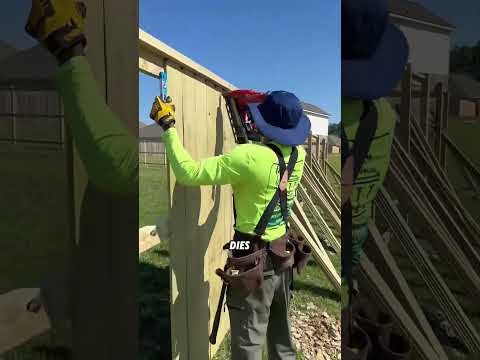 Homeowner angry neighbor's fence blocks walkway #news #shorts