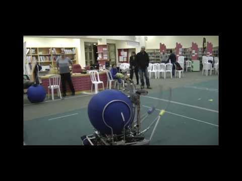 BumbleB 3339 FRC Robot Reveal 2014 - SCORPIO
