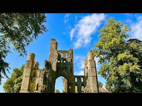 KELSO, WALKING TOUR, ONE OF SCOTLAND’S MOST CHARMING BORDER TOWNS, TRAVEL GUIDE, 4K