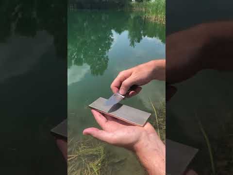 You DON'T NEED a guided system to sharpen knives! #youtubeshorts #shorts #knife #sharpening