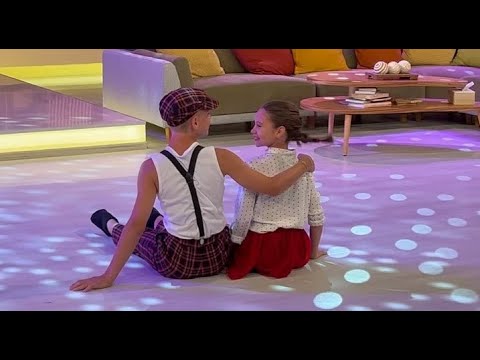 Darius Mabda si Alexandra Ionel - "Les passants"