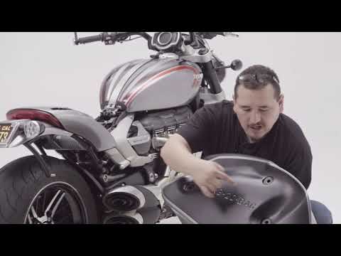 Triumph Rocket III - Corbin Undertail & Saddlebag Installation