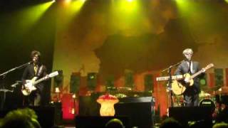 Crowded House - Weather With You Live / She Called Up 20 6 2010 HMH Amsterdam Netherlands