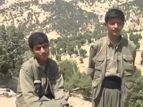 gerilla sarki soyluyor daglarda anne  vurdular beni