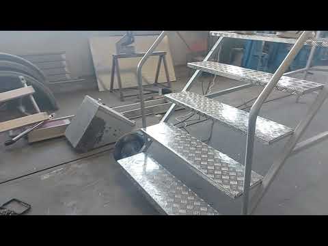 Work platform / Mobile stairs