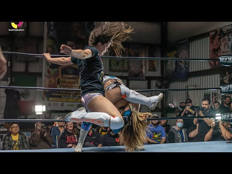 Raychell Rose vs Zoe Lucas