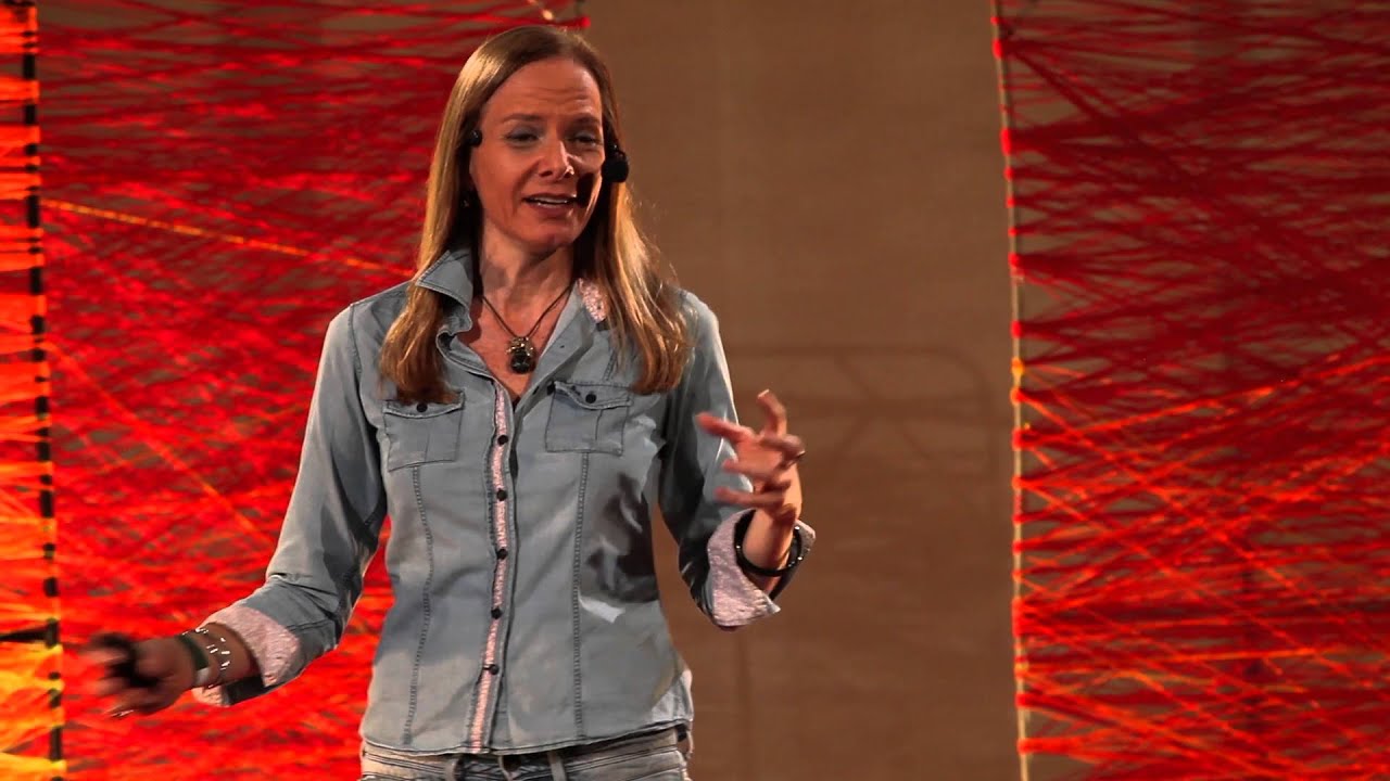 Qual a receita para uma cidade inteligente? | Ana Carla Fonseca | TEDxFloripa