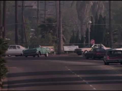 MacGyver - Car Chase