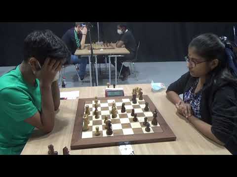 Aravindh Chithambaram Vr. -  WIM Rakshitta Ravi |  Blitz chess