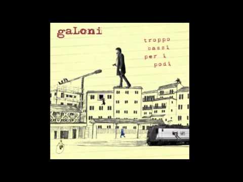 GALONI - Spara sui treni
