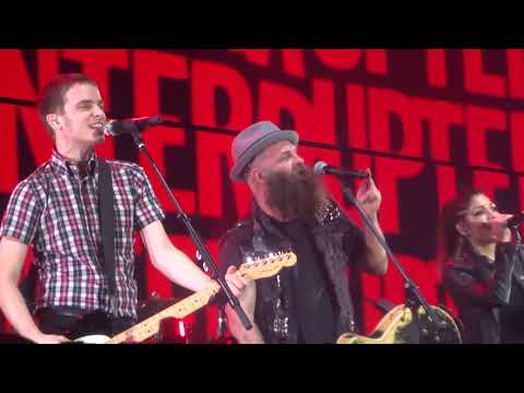 The Interrupters "timebomb" with tim Armstrong of rancid @ The KROQ Almost Acoustic Christmas