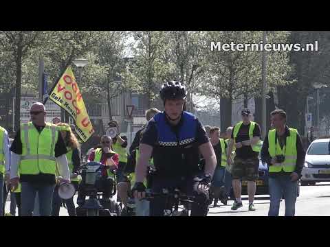 Gele hesjes actie in Hoogeveen