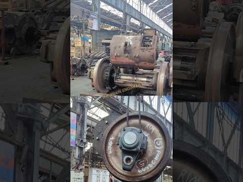 WAG-7 Locomotive motor (TM) dismantling from the axle of wheels. #train #locomotive #indianrailways