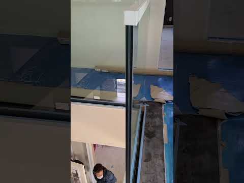 近代建築における古代と現代の建材