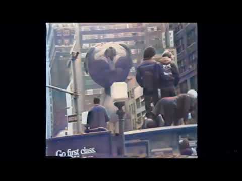1977 Macy's Thanksgiving Day Parade balloons (+ background music)