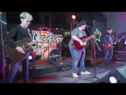 Patrullando Culiacán - Los 3 Caballeros (En Vivo F.P Alexis Luna)