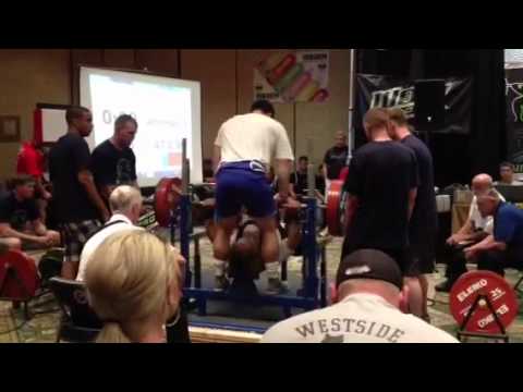474 raw Bench Press - Dan Green (220)