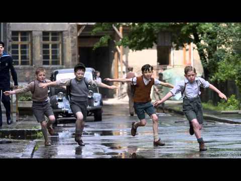 Elementary school friendships picture