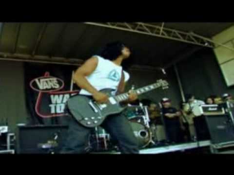 Rufio - Above Me (Live Warped Tour 2003)