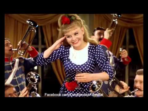 Frøken Nitouche (1963) - Det Syvogtyvendes Reveille (Katy Bødtger & kor)