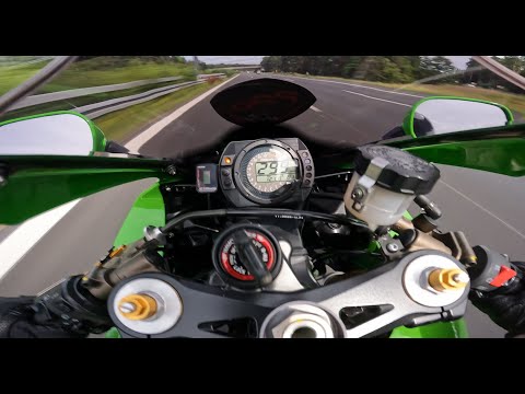 2005 Kawasaki Ninja ZX-10R - 299Kmh on German Autobahn