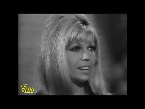 Nancy Sinatra - These Boots Are Made for Walkin' (Italy) - 1966 HD & HQ