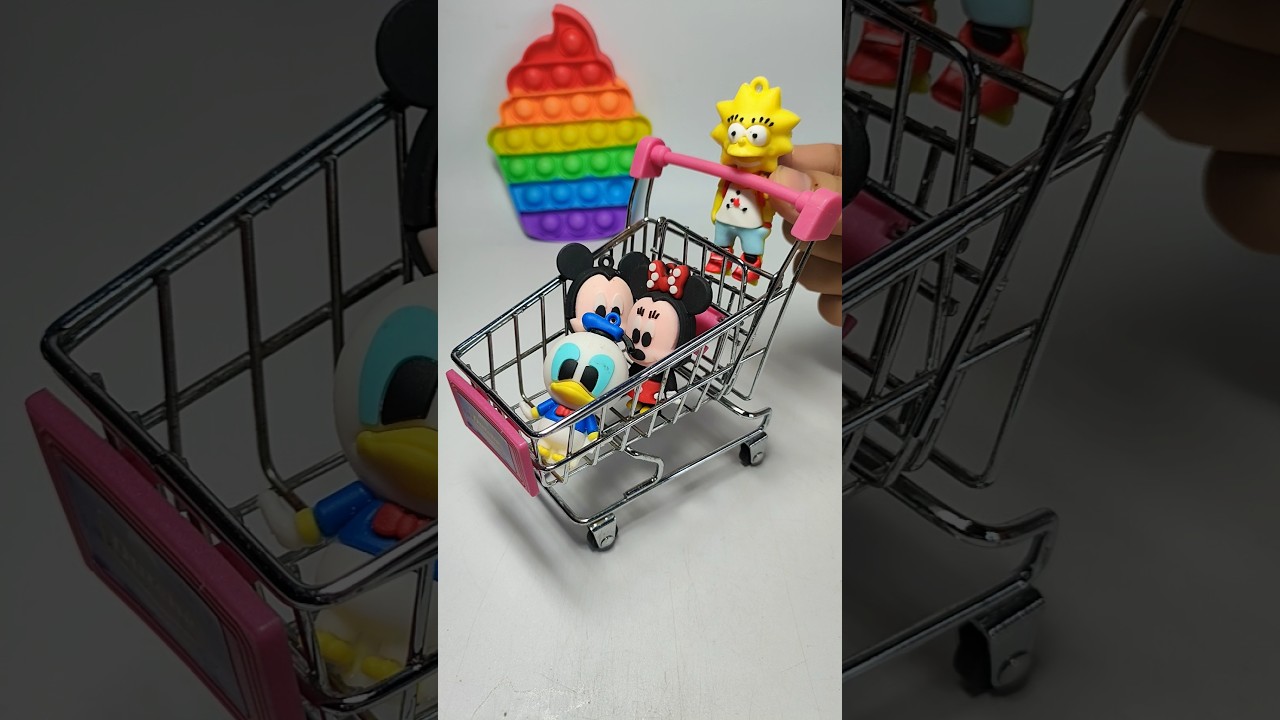 Mickey Mouse and Friends in Push Cart 🛒 Weeee weee!! 😅☺️