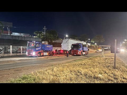 Indivisible with the world's largest battery-powered locomotive in Belo Horizonte #transport #spe...