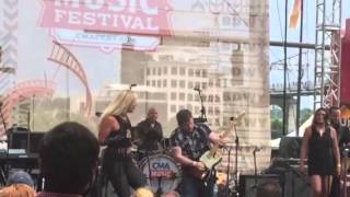 Brooke Hogan sings &#39;Fly Away&#39; live at CMAfest!