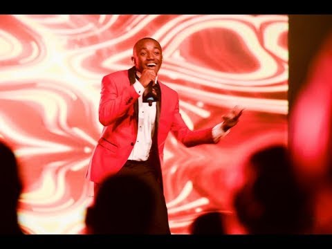 Bahamian Trae performs at the 2017 ALIV Bahamian Icon Awards