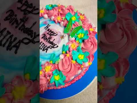❤️💜 #nasrinnipa #cake #cakedecorating
