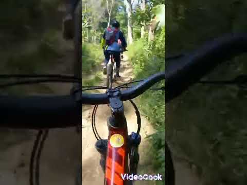 6km tanjakan gravel road jalan masuk bukit kura² onga'an