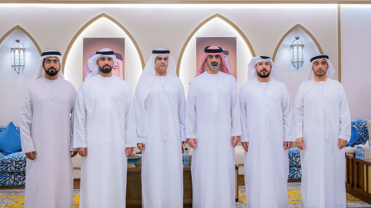 عمار بن حميد يطلع مع الفارس الشهم 3 على تجهيزات جسر #حميد_الجوي 