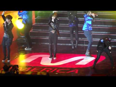 [FANCAM] EXO-M: MAMA @KCON 2012