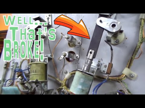 Working On Gottlieb's 1974 BIG SHOT Pinball Machine - Lots of Simple Schematic Theory , Repair