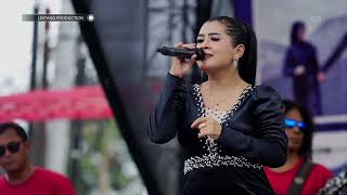 Download lagu MIMIN AMINAH ( COVER ) CAHAYA CINTA - KURNIA. Z || KAISAR RD LIVE KEMASAN 22 JAN 2023 mp3