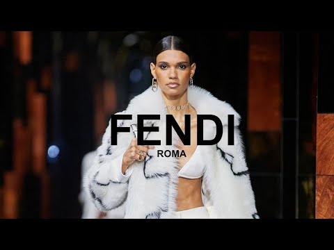 Fendi Womenswear SS 2022 (Barbara Valente, Adut Akech, Anok Yai, Loli Bahia, Vittoria Ceretti…)