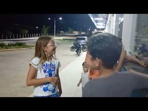 Brincado na Rodoviária de Lavras da Mangabeira,Ceará.