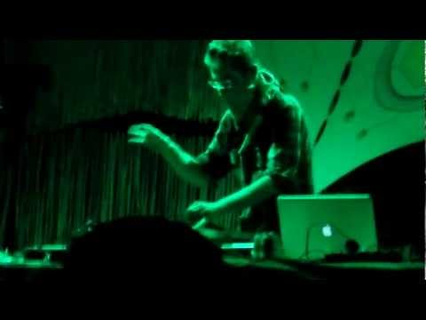 Mad Maxx Live set in Zagoa festival 2012@sahara