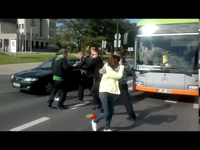 Терпение у людей не вечное. Получили по заслугам
