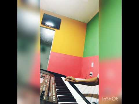 Solos Robério seus teclados 2017  sucesso música Oi se escrevao no meu canal.