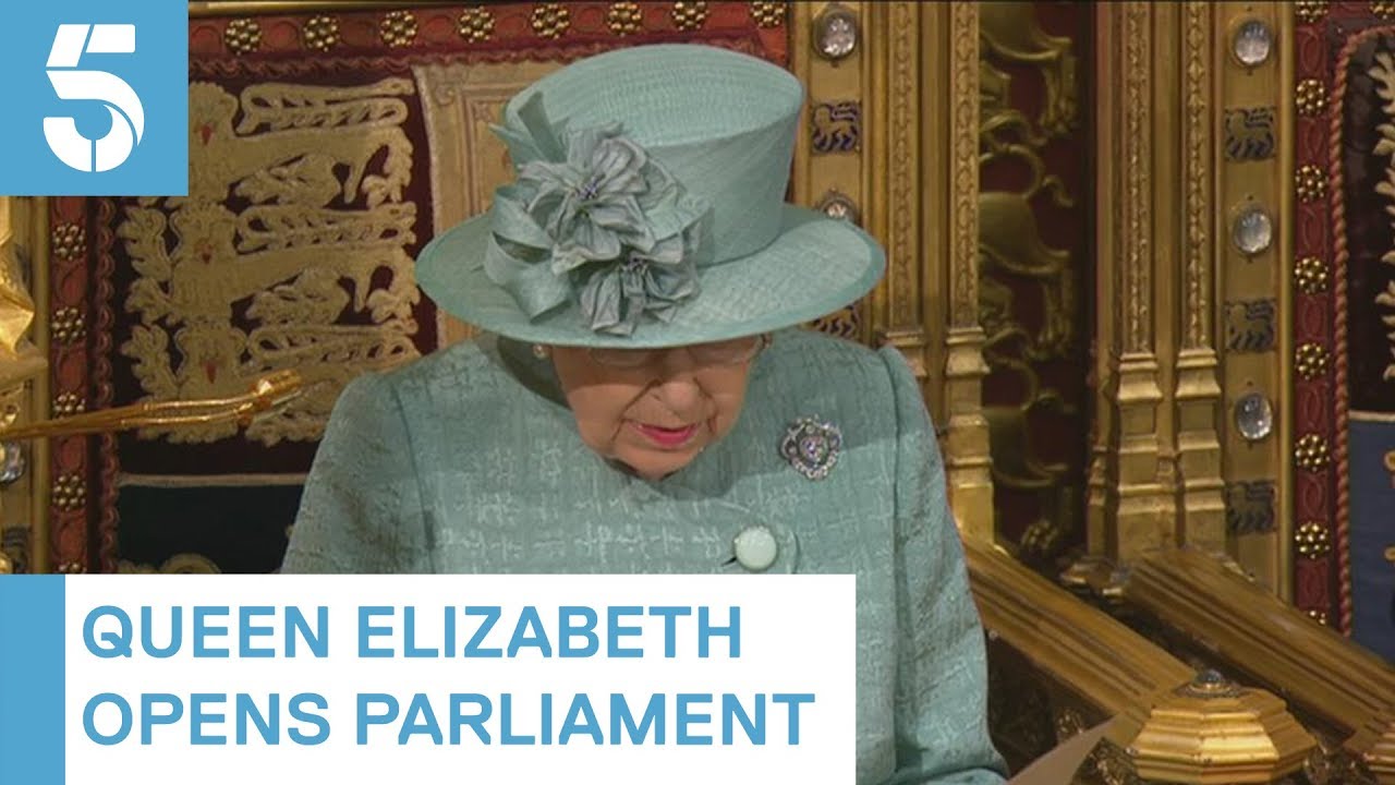 State Opening: The Queen’s Speech outlining PM’s Brexit and NHS Plans | 5 News