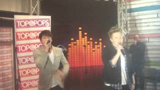 Let Me Love You - District 3