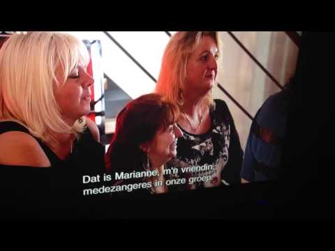 Wie zijn die oude wijven?