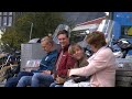 Oma super trots op hackende kleinzoon - BENIDORM BASTARDS & DE BOEFJES (NL)